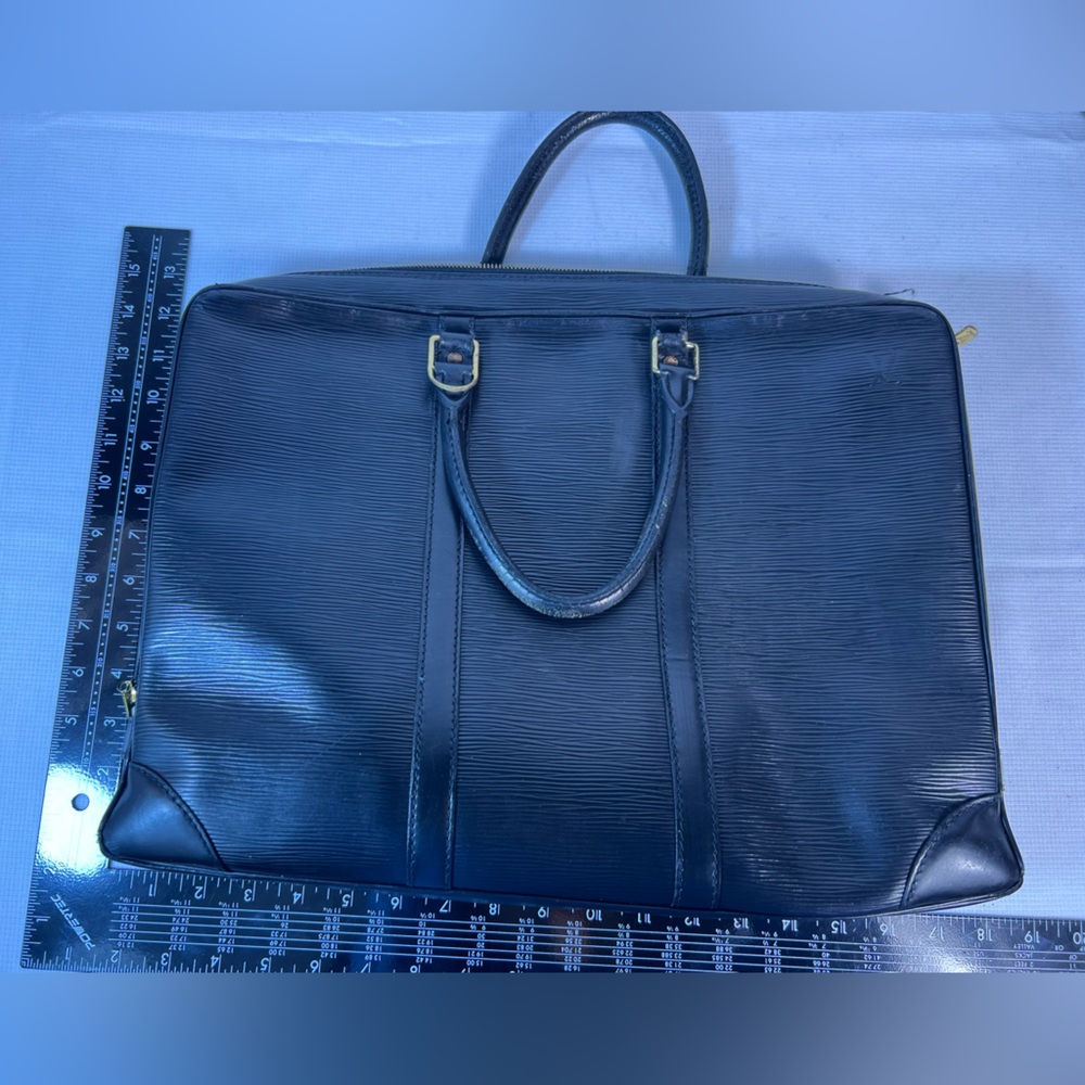 Louis Vuitton Vintage Epi Leather Black Briefcase – Authentic project piece - Picture 15 of 15